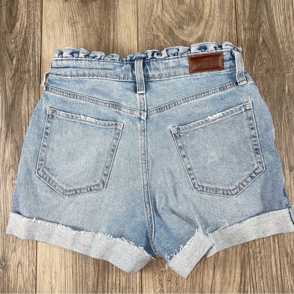 Hollister Ultra High Rise Mom Shorts Vintage Stretch 3" New - Picture 2 of 9